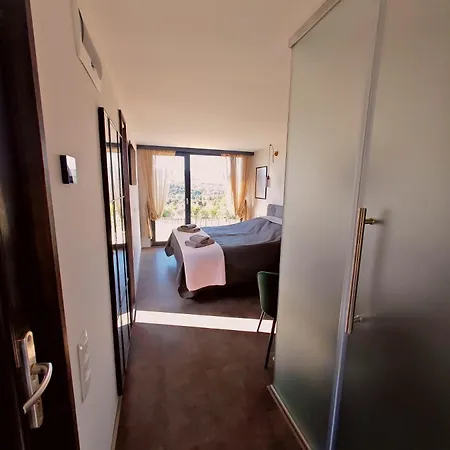 شقة Casa Slarku - Luxury Container ميسكولك