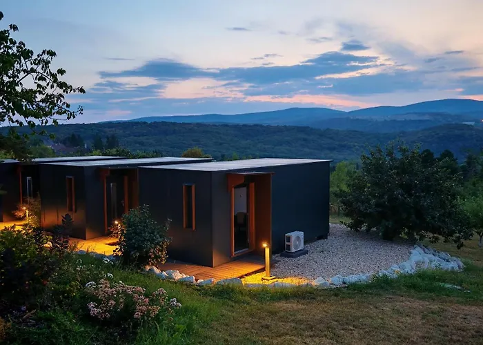 Casa Slarku - Luxury Container